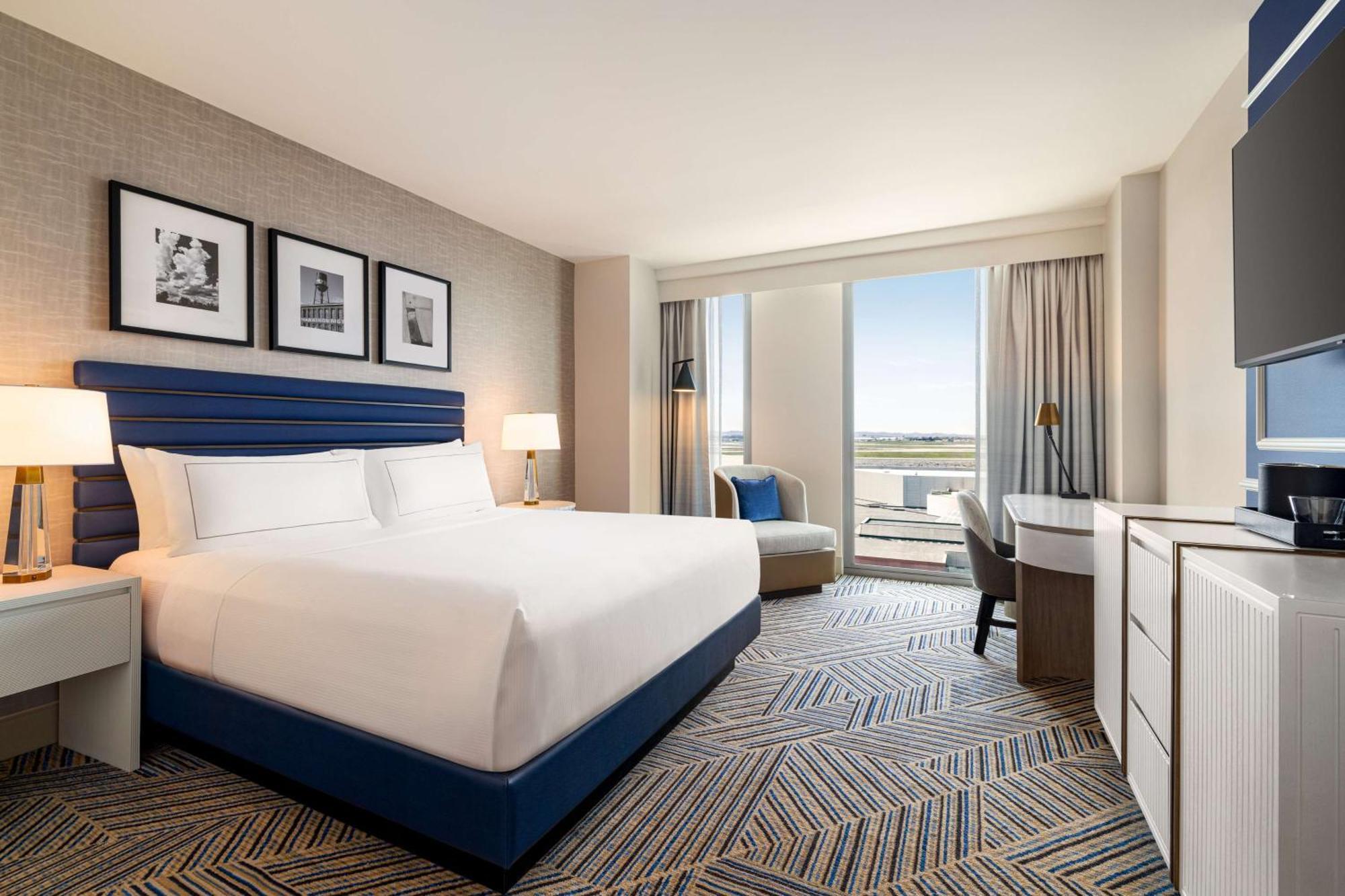 Hilton Bna Nashville Airport Terminal エクステリア 写真